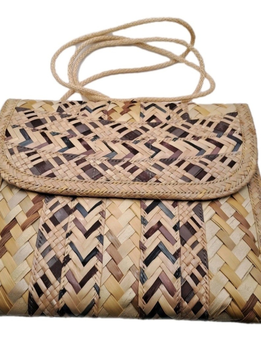 ​Strawtings by Wendy L. Handwoven Straw Bag Bahamas Geometric Chevron Purse